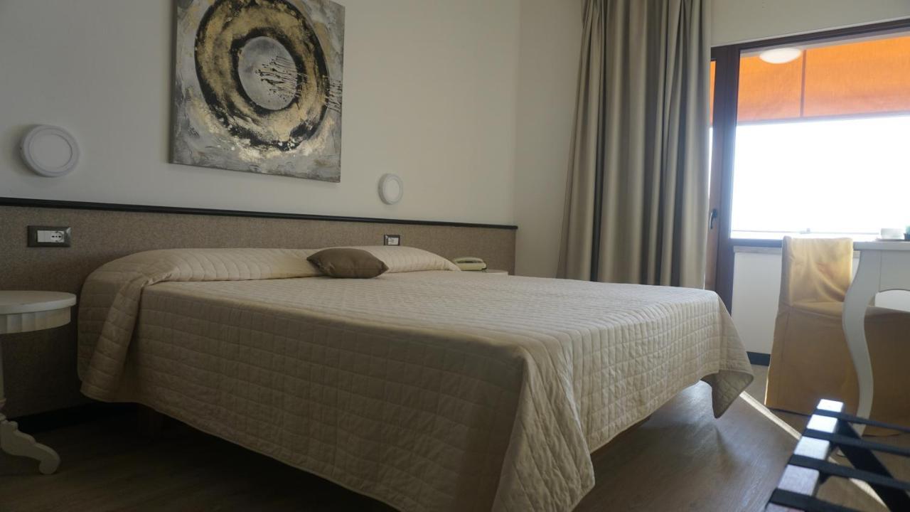 Hotel San Zeno San Zeno di Montagna Eksteriør billede
