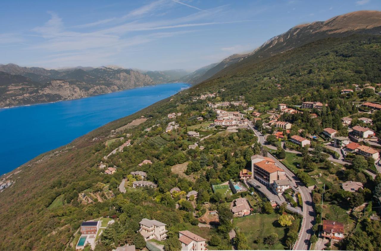 Hotel San Zeno San Zeno di Montagna Eksteriør billede