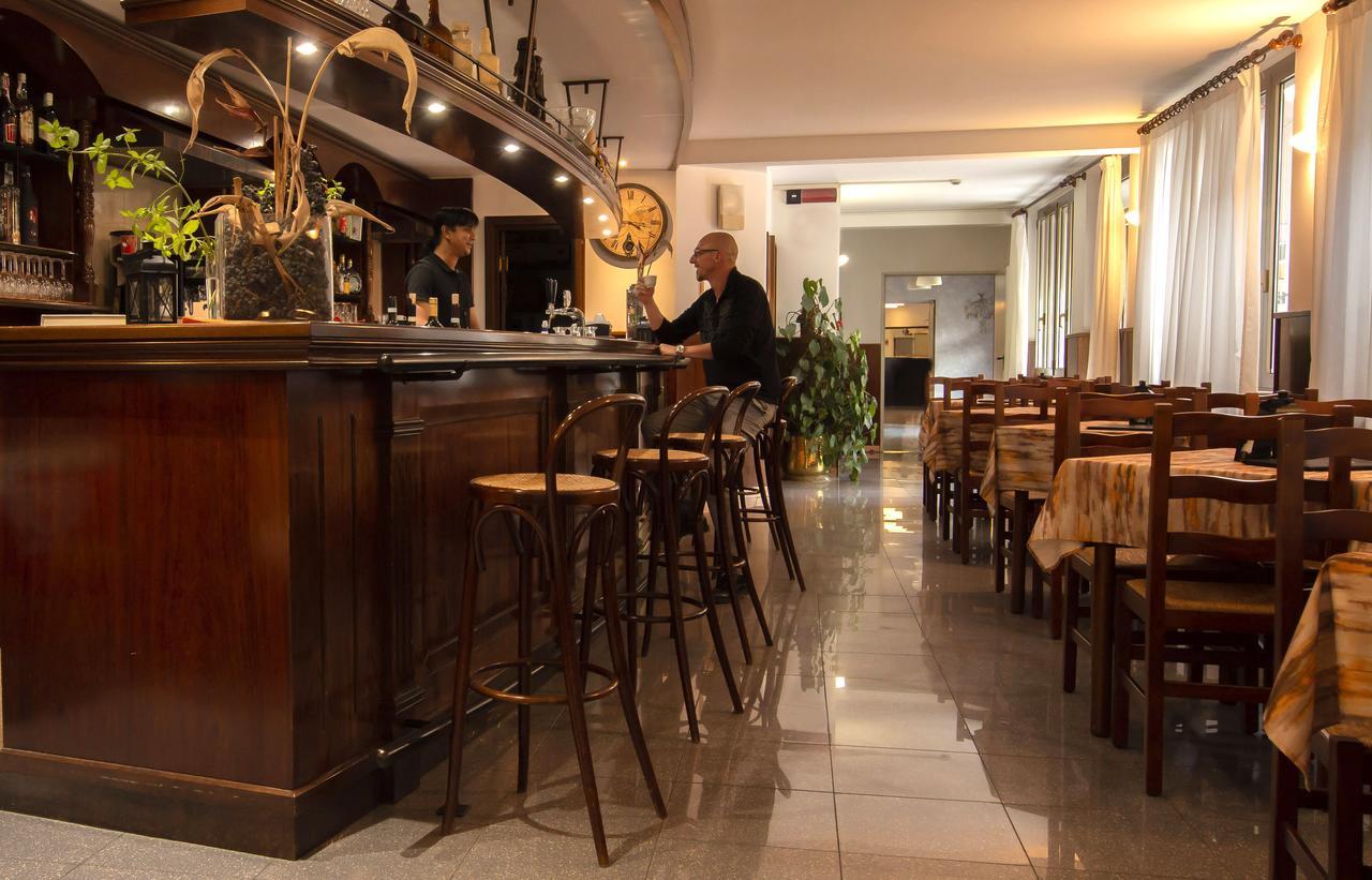 Hotel San Zeno San Zeno di Montagna Eksteriør billede